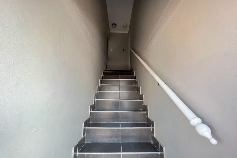 2 Bedroom Property for Sale in Bloubergrant Western Cape